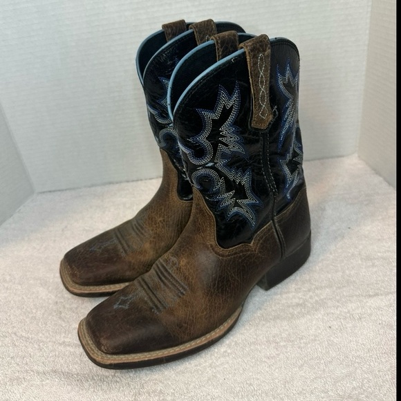 Ariat Other - ARIAT Tombstone Boys Youth Boots Size 4.5 Square Toe Brown/Black/Blue Leather